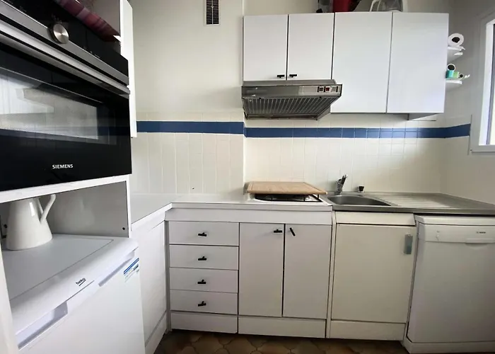 Résidence Les Goëlands - T1 Les Pieds Dans L'eau Et à Deux Pas Du Centre Mae-9474 *